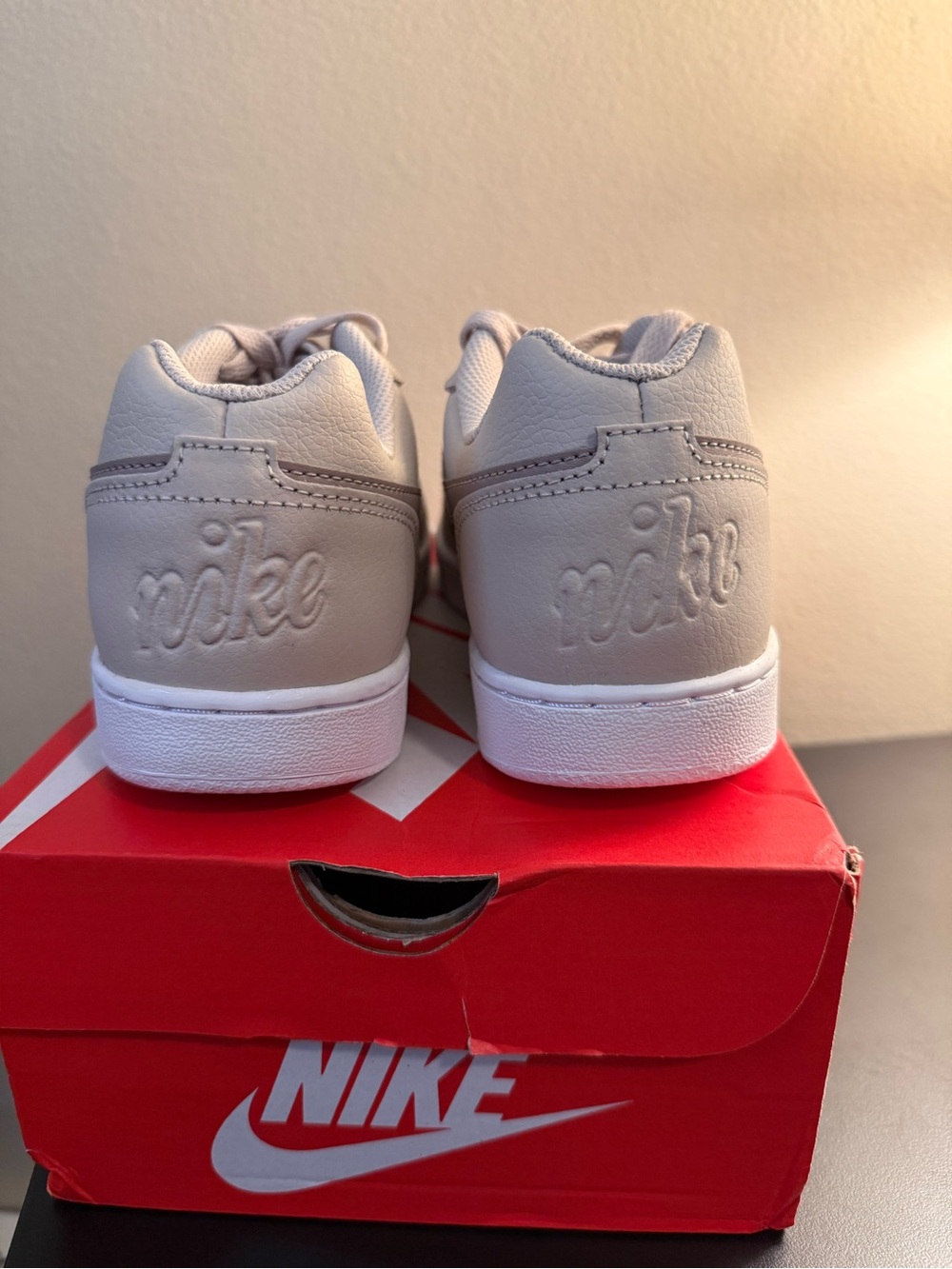 Women’s Nike Ebernon Low, Desert Sand/Taupe, New in Box, Size 7.5 Women - Picture 4 of 6